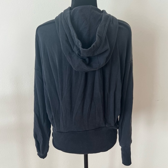 Athleta Balance Sweatshirt Black Zip-Up Hoodie Size Medium - Picture 4 of 9